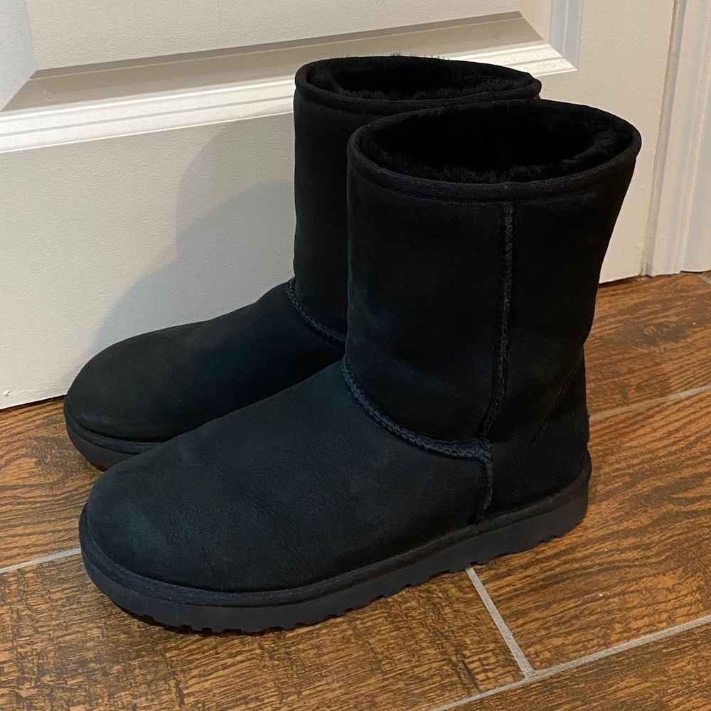UGG Black Boots EUC